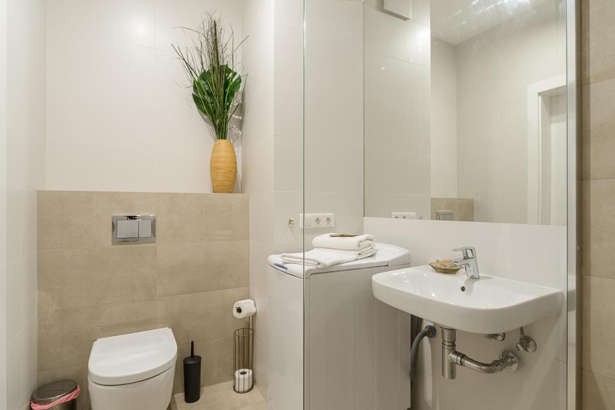 19 Dzielnica Kolejowa P&O Serviced Apartments Varsóvia Exterior foto